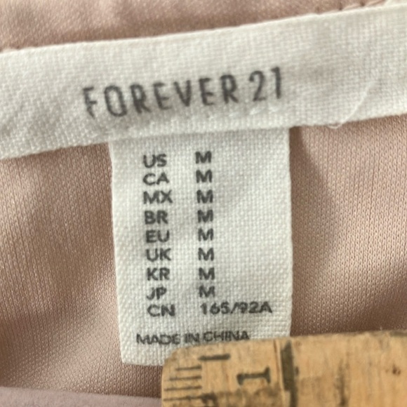 Forever 21 size medium creamy / Tan A-line Flutter Sleeve lace Dress lined Teen - Picture 2 of 16